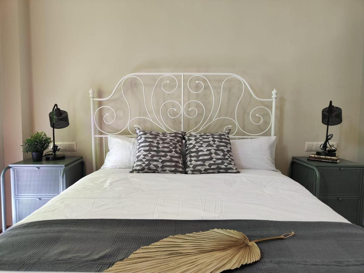 The Venue Luxury Apartments Валенсия Екстериор снимка